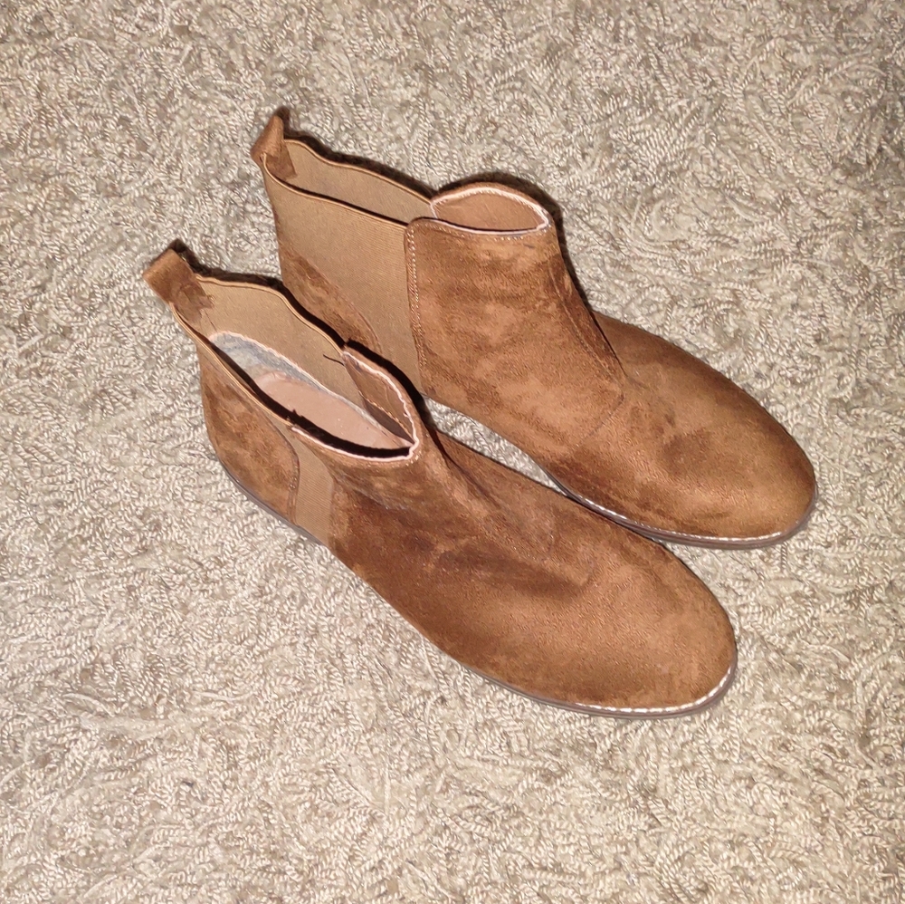 Ladies Size 11 Lady Godiva Ankle Boots